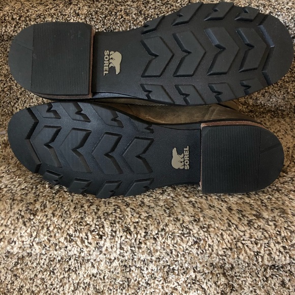 SOLD - Sorel Boots - Picture 5 of 6
